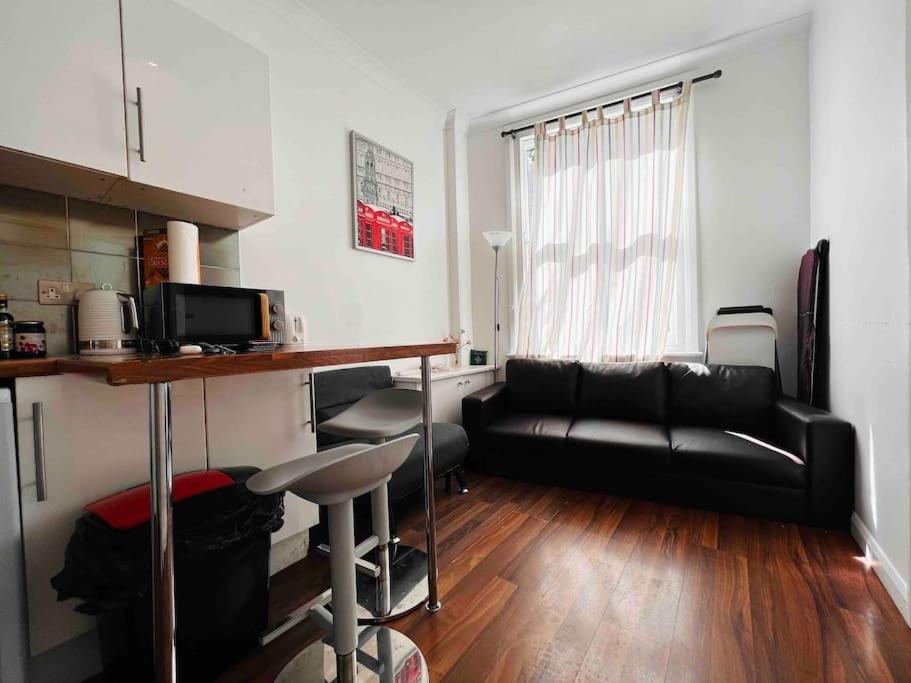 St Pancras Private Rooms Λονδίνο Εξωτερικό φωτογραφία