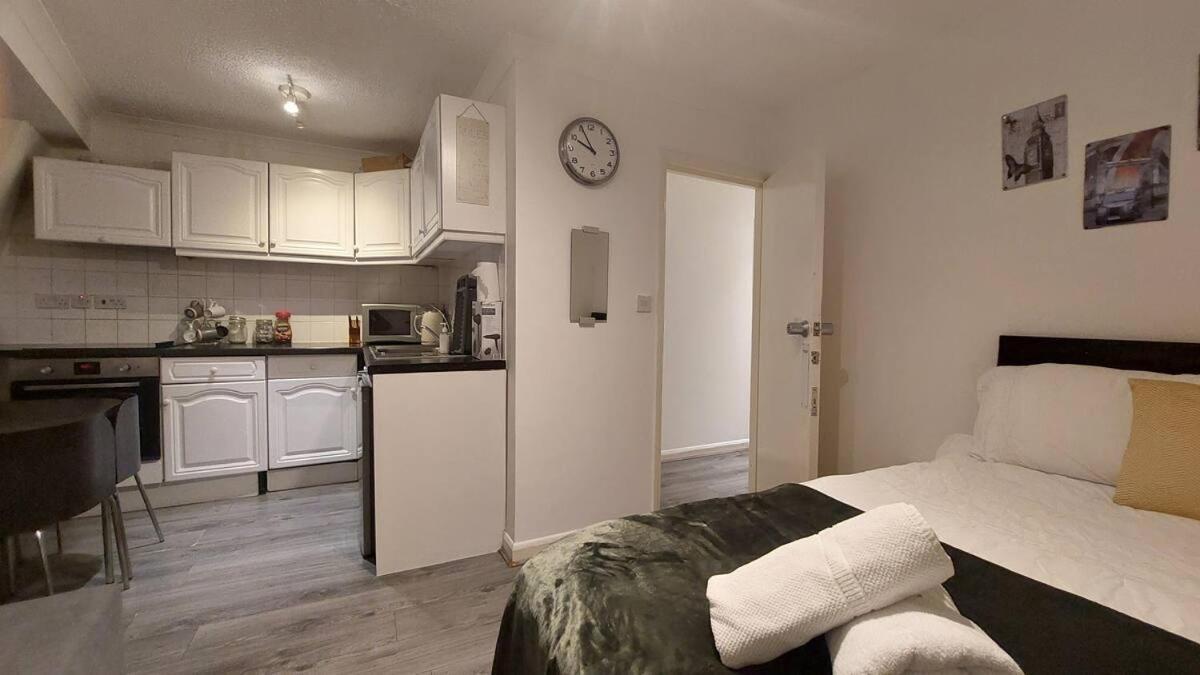 St Pancras Private Rooms Λονδίνο Εξωτερικό φωτογραφία
